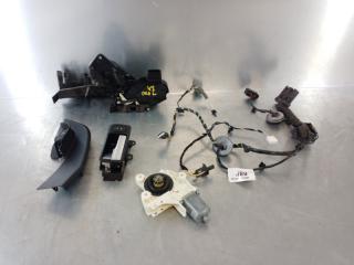 Детали передней левой двери FORD Focus II 2005-2008 2007 v48