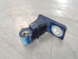 Петля двери Volkswagen Tiguan 2007-2011 2010 v121