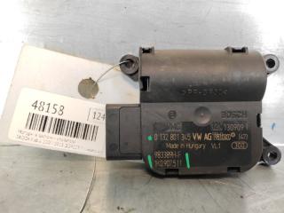 Моторчик заслонки отопителя SKODA Octavia рест (A5 1Z-) 2004-2013 2009 v122