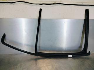 Уплотнитель двери SKODA Octavia RS (A7) 2013-2020 2015 v123