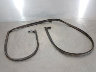 Уплотнитель двери SKODA Octavia рест (A5 1Z-) 2004-2013 2012 v120