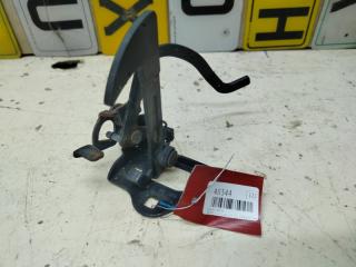 Крючок капота SKODA Octavia рест (A5 1Z-) 2004-2013 2009 v122