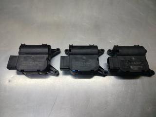 Моторчик заслонки отопителя Volkswagen Tiguan 2007-2011 2010 v121