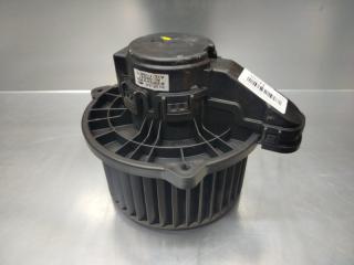 Запчасть моторчик отопителя Hyundai Creta 2018 v125