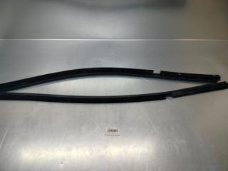 Запчасть накладка стекла заднего левого Hyundai Creta 2018 v125