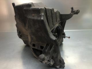 Корпус воздушного фильтра FORD C-MAX 2003-2010 2008 v102 контрактная Корпус воздушного фильтра FORD C-MAX 2003-2010 2008 v102