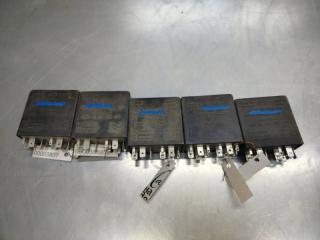 Реле AUDI 100 C4 / A6 C4 / A8 94