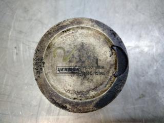 Поршень AUDI A4 [B6] 2000-2004 2002 v91