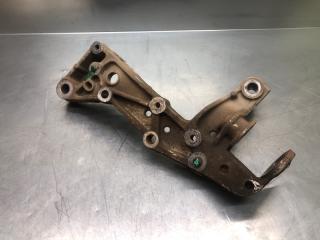 Кронштейн переднего рычага SKODA Octavia (A5 1Z-) 2004-2013 2008 v116 контрактная Кронштейн переднего рычага SKODA Octavia (A5 1Z-) 2004-2013 2008 v116