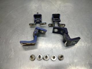 Фото запчасти петля двери SKODA Octavia (A5 1Z-) 2004-2013 2008 v116 контрактная запчасть Запчасть петля двери SKODA Octavia (A5 1Z-) 2004-2013 2008 v116