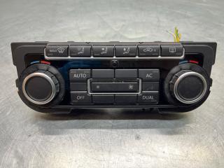 Блок управления климатической установкой Volkswagen Passat [B6] 2005-2010 2009 v131