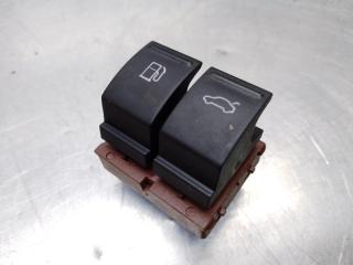 Кнопка открывания багажника Volkswagen Passat [B6] 2005-2010 2009 v131