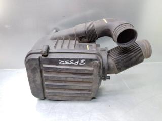 Корпус воздушного фильтра Volkswagen Passat [B6] 2005-2010 2009 v131