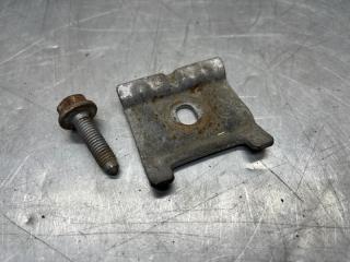 Крепеж Volkswagen Passat [B6] 2005-2010 2009 v132