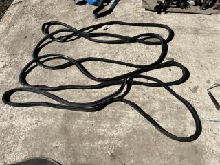 Уплотнитель двери Volkswagen Tiguan 2007-2011 2008 v129