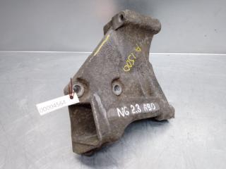 Кронштейн генератора AUDI 80/90 [B4] 1991-1994