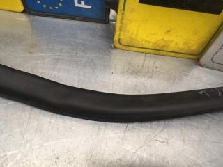 Уплотнитель двери A4 [B6] 2000-2004 2002 v38 СЕДАН 1