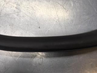 Уплотнитель двери A4 [B6] 2000-2004 2002 v38 СЕДАН 1