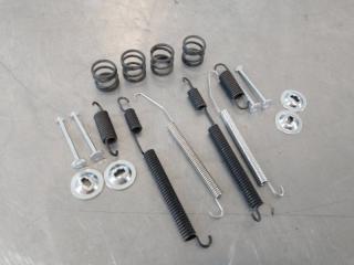 Запчасть установочный комплект тормозных колодок барабан Subaru FORESTER