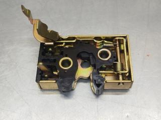 Замок двери передней левой Volkswagen Passat [B3] 1988-1993