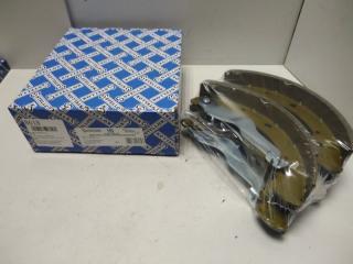 Колодки барабанные Volkswagen Transporter T4 (1991-2003) новая Колодки барабанные Volkswagen Transporter T4 (1991-2003)