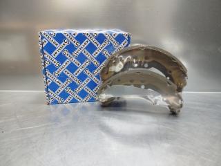 Колодки барабанные Volkswagen Passat [B3] 1988-1993