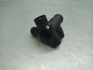 Фланец системы охлаждения AUDI 80/90 [B3] 1987-1992