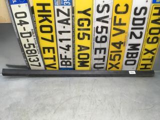 Молдинг передней правой двери Volkswagen Passat [B6] 2005-2010 2009 v131