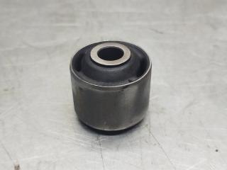 Запчасть сайлентблок задней балки Audi 80/90 [B3] 1986-1991