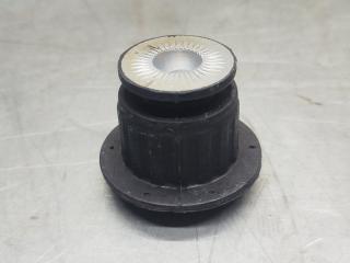 Запчасть сайлентблок переднего подрамника Audi 80/90 [B3] 1986-1991