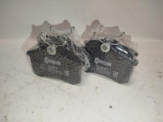 Колодки дисковые задние Volkswagen Golf III 1991-1997 новая Колодки дисковые задние Volkswagen Golf III 1991-1997