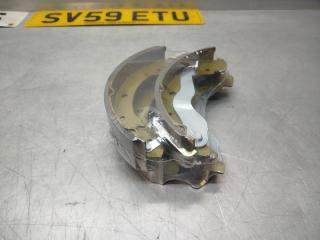 Колодки барабанные Volkswagen Transporter T4 (1991-2003) новая Колодки барабанные Volkswagen Transporter T4 (1991-2003)