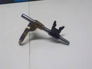 Вилка включения передачи SKODA Octavia RS (A5 1Z-) 2004-2013 2010 V133