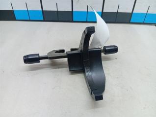 Вилка включения передачи Volkswagen Tiguan 2007-2011 2008 v129