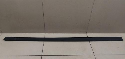 Молдинг передней правой двери Volkswagen Passat [B6] 2005-2010 2008 V138