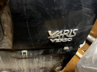 Запчасть эмблема Toyota Yaris Verso 1999-2005 v13