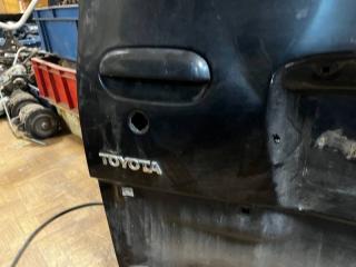 Запчасть эмблема Toyota Yaris Verso 1999-2005 v13