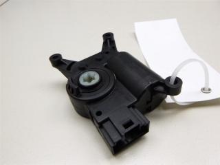 Моторчик заслонки отопителя SKODA Octavia (A7) 2013-2020 2014 v126