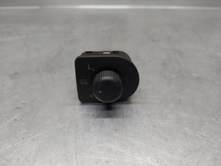 Переключатель регулировки зеркала Volkswagen Passat [B5] 2000-2005 2002 v130