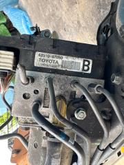 Блок abs Prius 2006 NHW20 1NZ-FXE