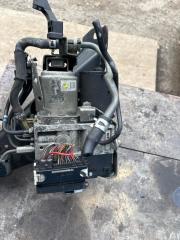 Блок abs Prius 2006 NHW20 1NZ-FXE