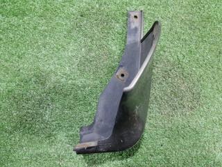 Запчасть брызговик задний правый NISSAN Fuga