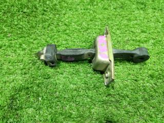 Запчасть ограничитель двери передний левый TOYOTA Mark II