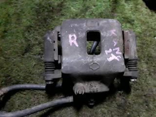 Запчасть суппорт передний правый NISSAN Serena