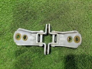 Петли двери передние левые NISSAN X-Trail 2002