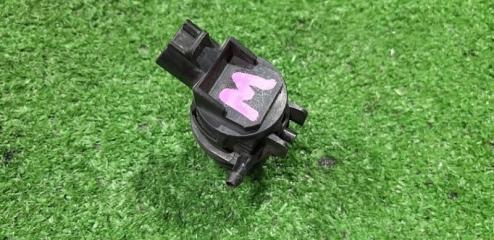 Запчасть моторчик стеклоомывателя задний TOYOTA Isis