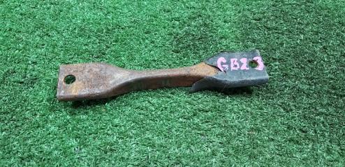 Запчасть крепление аккумулятора переднее SUZUKI Jimny