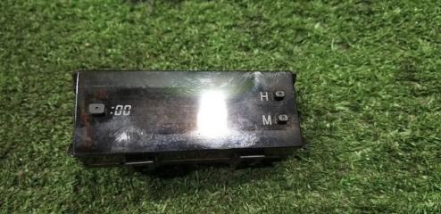Запчасть часы передние TOYOTA Caldina 2000