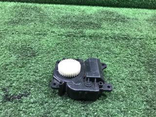 Фото запчасти сервопривод заслонки печки TOYOTA Ractis контрактная запчасть Запчасть сервопривод заслонки печки TOYOTA Ractis