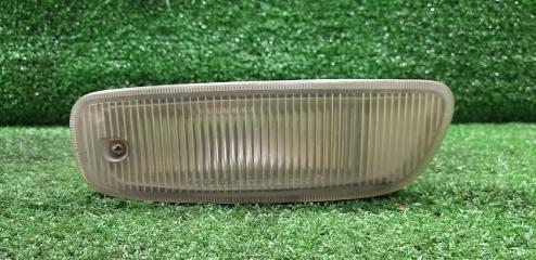 Запчасть повторитель в бампер передний правый TOYOTA Estima Emina 1994